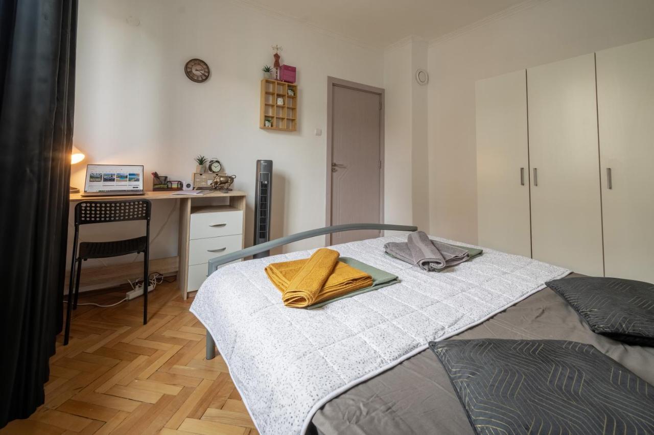 Vivid By Ndk And Vitosha Blvd With Free Secured Parking And Ac * Sofia